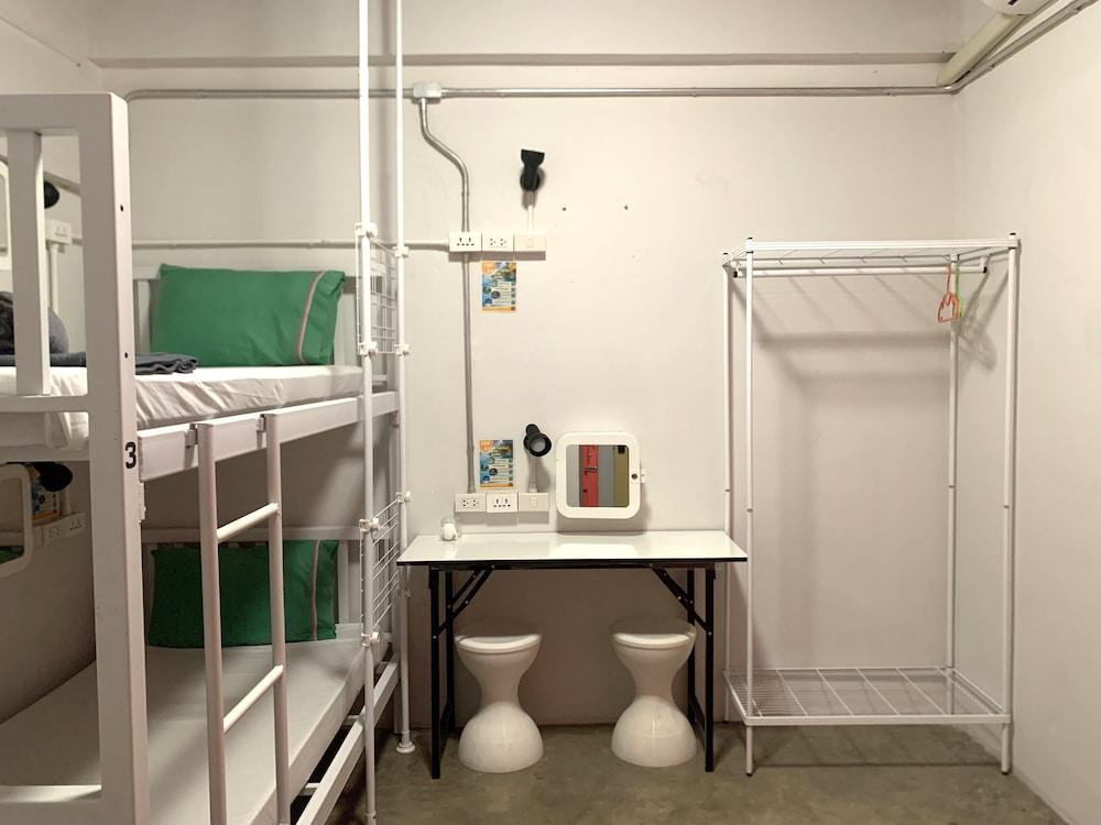 Sleep Sheep Phuket Hostel SHA Room Type - Private Twin Bunk Bed with A/C