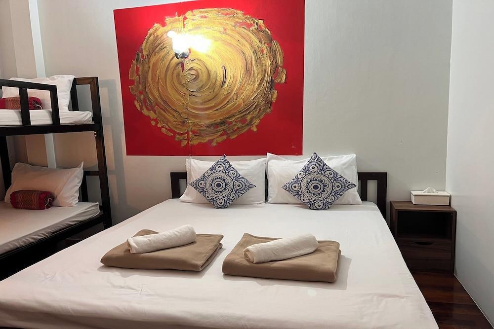 Phuket Old Town Hostel Room Type - Family Room