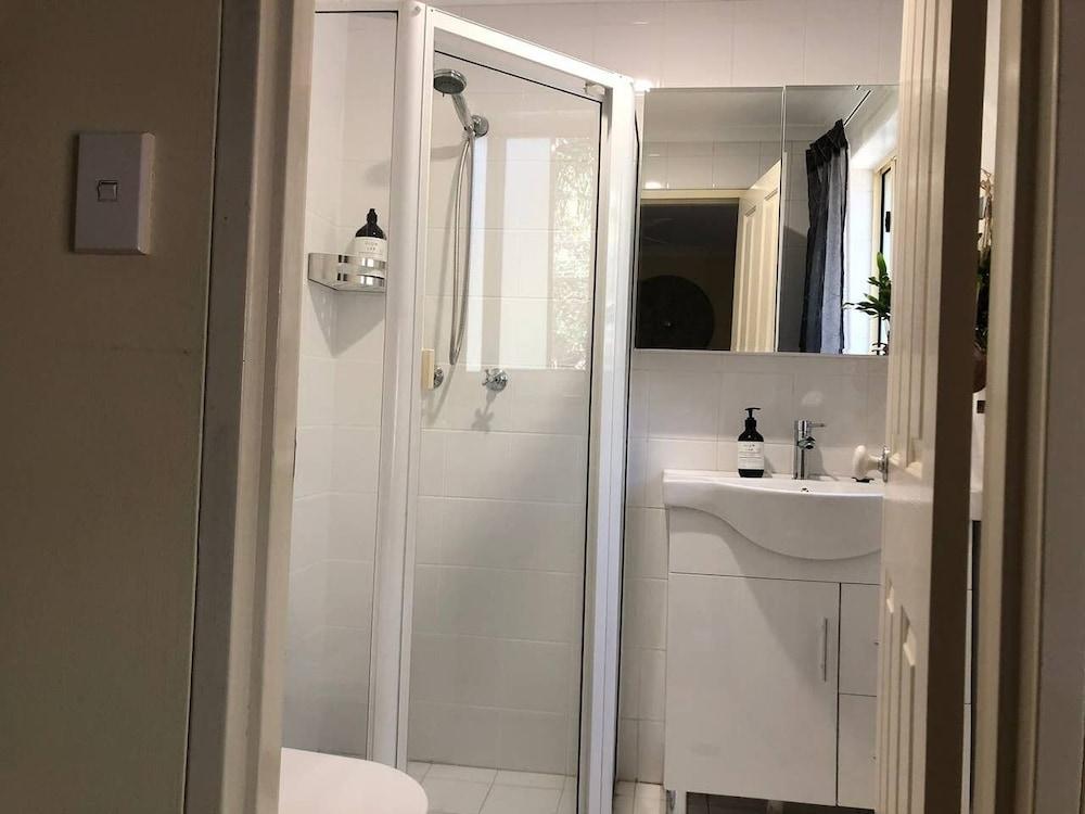 Escape to Strathfield for 8 guests - Tap to explore photos