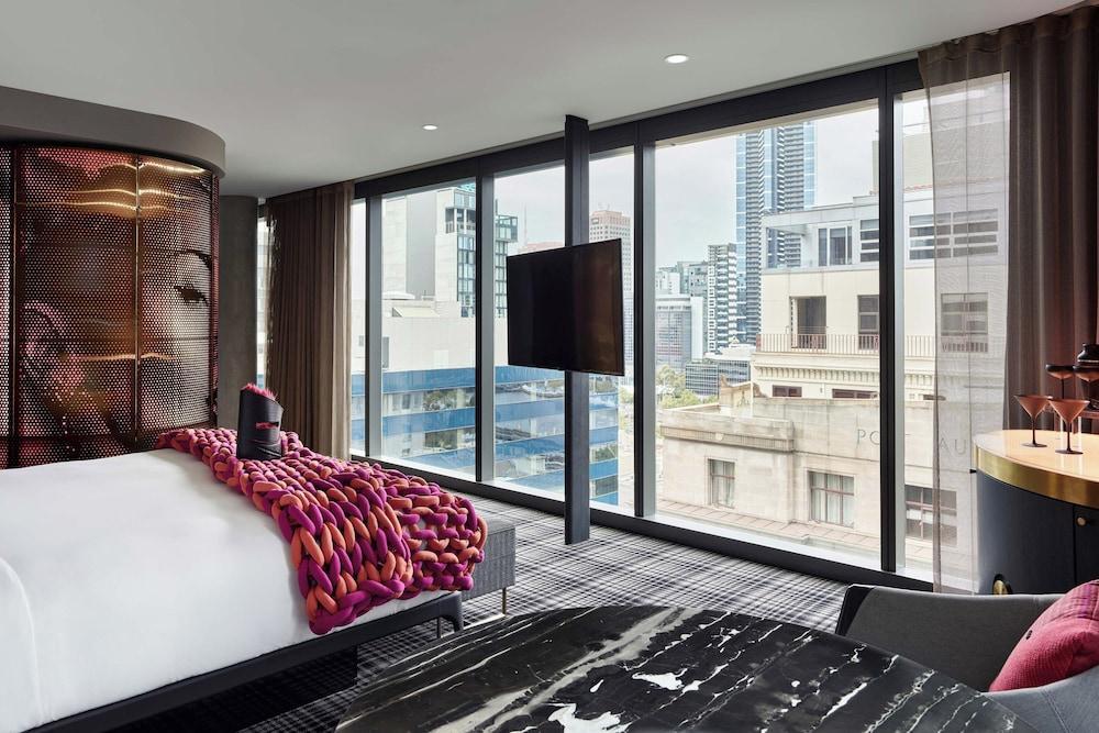 W Melbourne by Marriott Room Type - Premier Room, 1 King Bed, Non Smoking (Premier Deluxe)
