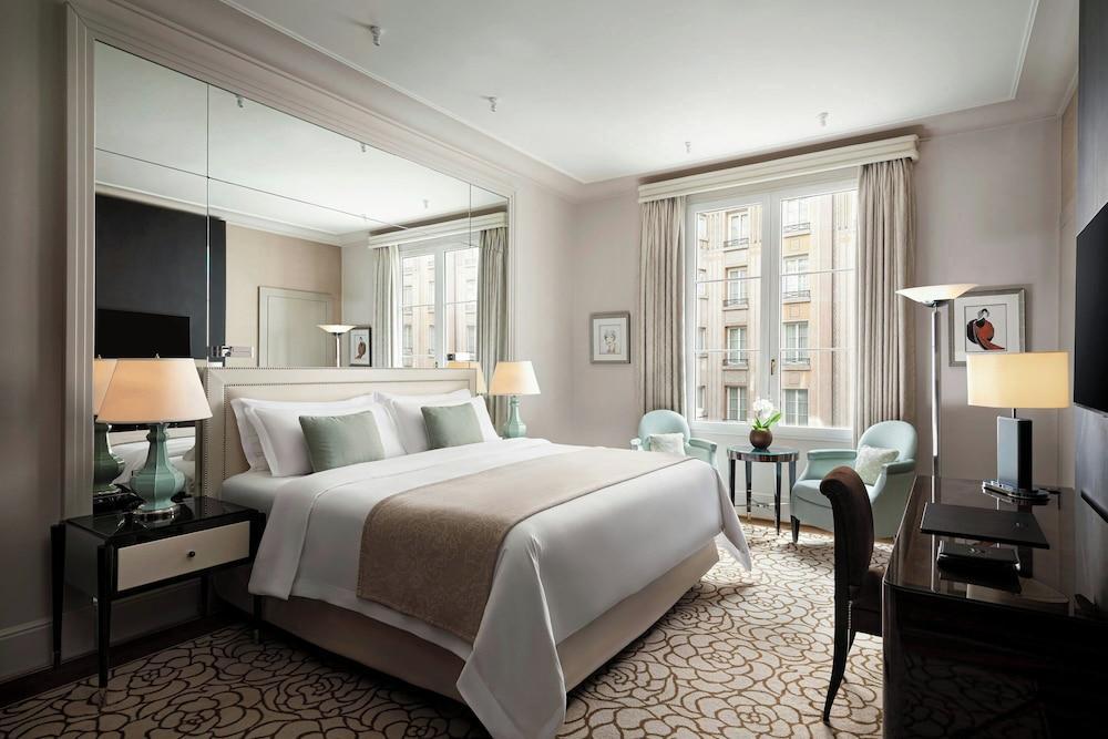 Prince de Galles, a Luxury Collection Hotel, Paris Room Type - Art Déco King