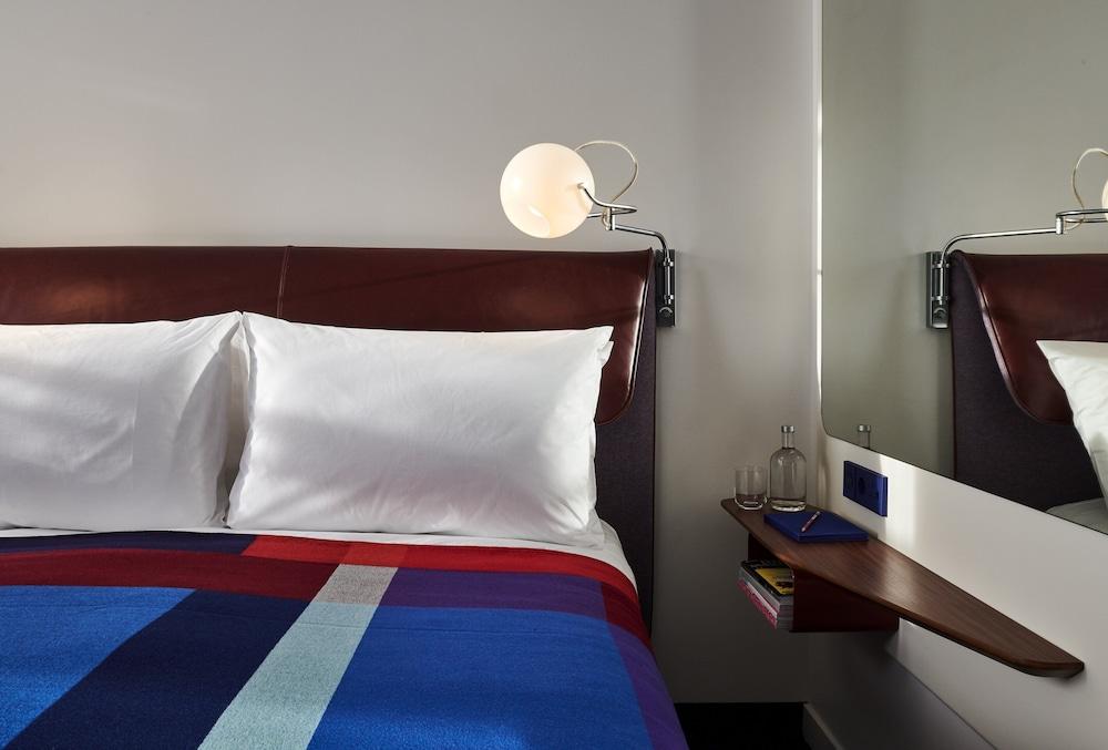 The Standard London Room Type - Standard Room, 1 Queen Bed