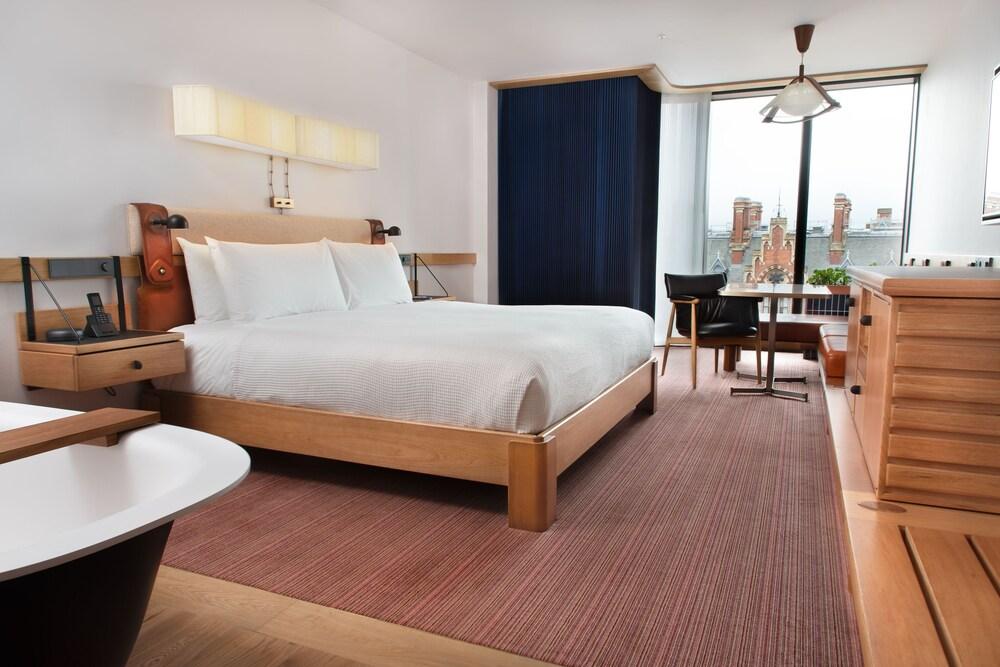 The Standard London Room Type - Studio Suite
