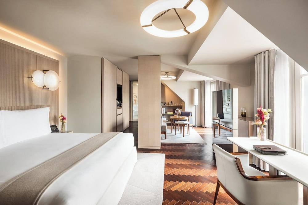 Mandarin Oriental Lutetia, Paris Room Type - Parisian Suite