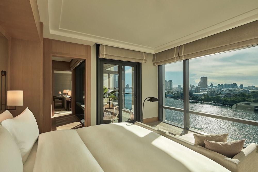 Capella Bangkok Room Type - Premier Suite (River)