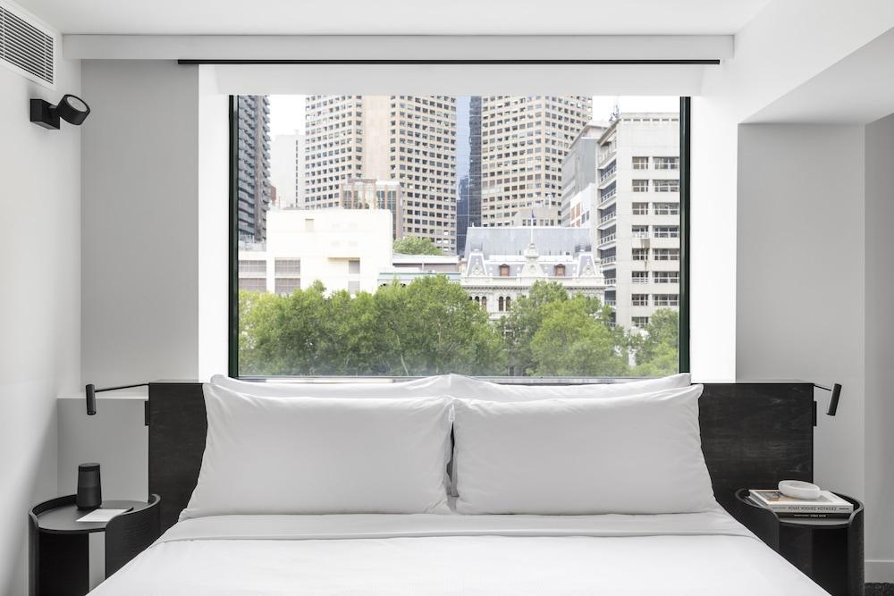 Lancemore Crossley St Melbourne Room Type - Lancemore Twin Room - includes hosted hour with free drinks and WiFi