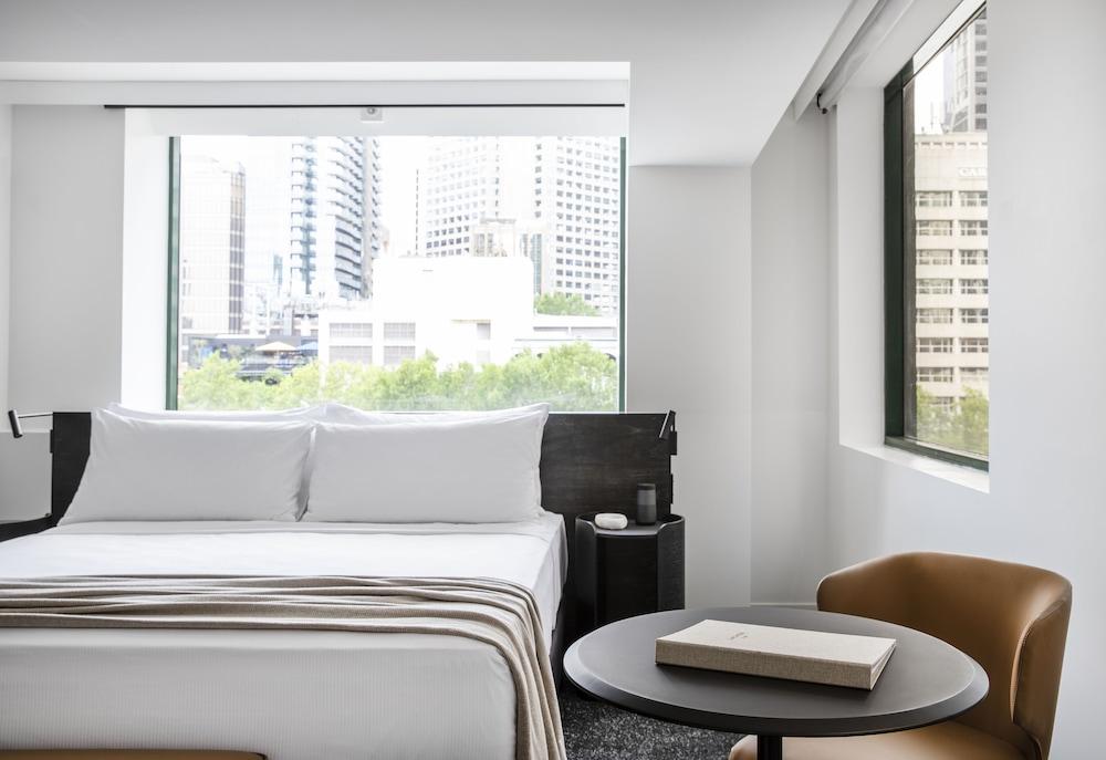 Lancemore Crossley St Melbourne Room Type - Lancemore Premium King Room - includes hosted hour with free drinks and WiFi Lancemore Crossley St Melbourne Room Type - Lancemore Premium King Room - includes hosted hour with free drinks and WiFi