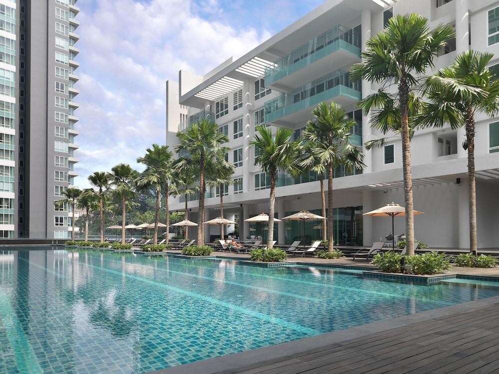 Lanson Place Bukit Ceylon - Tap to explore photos