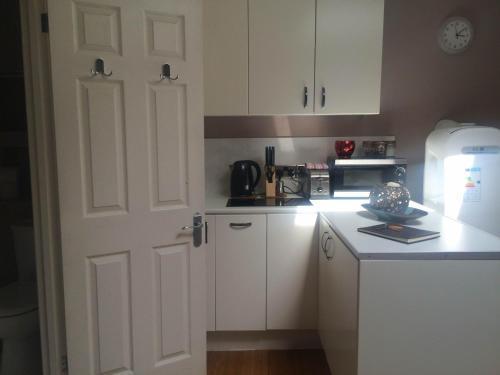 Studio Apartments Camden Town - Tap to explore photos