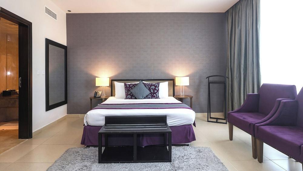 Nassima Tower Hotel Apartment - Tap to explore photos