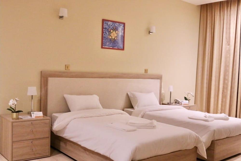 Qatar Youth Hostels Room Type - Economy Shared Dormitory, Men only