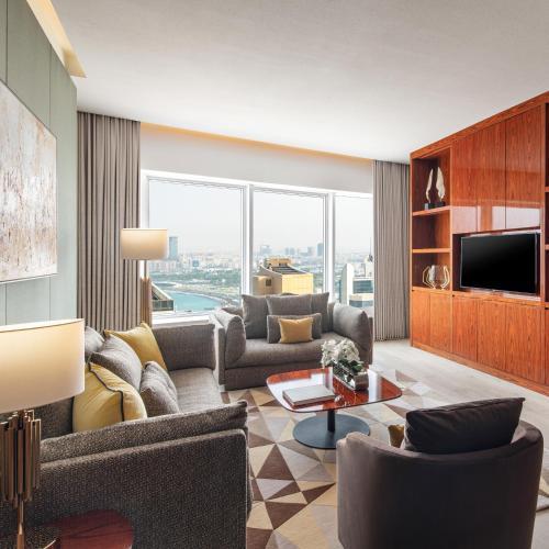 The Bentley Luxury Hotel and Suites Room Type - Two-Bedroom Apartment with Beach Access The Bentley Luxury Hotel and Suites Room Type - Two-Bedroom Apartment with Beach Access