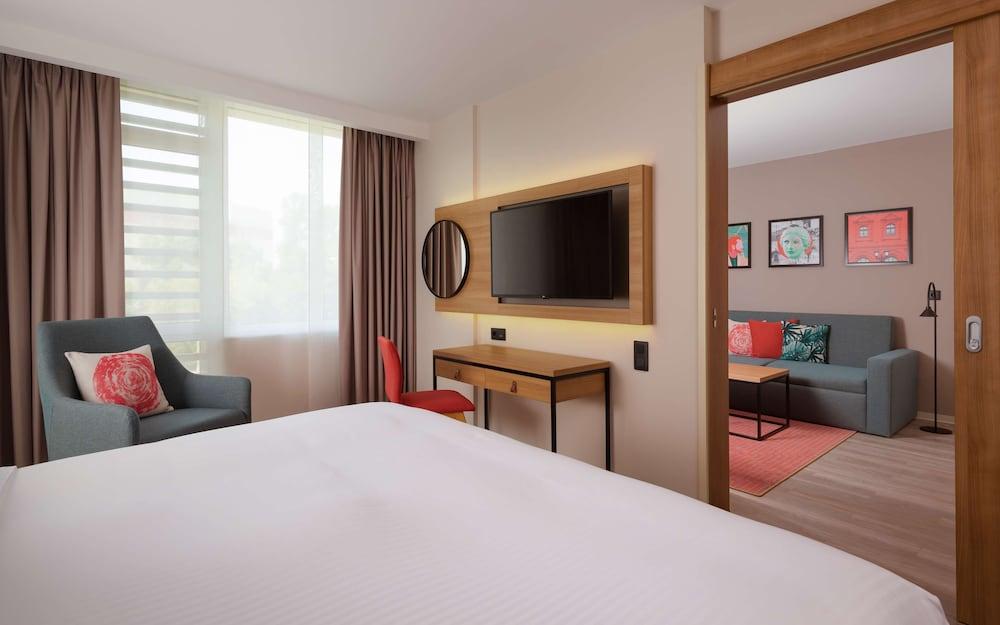 Hampton by Hilton Moscow Rogozhsky Val - Tap to explore photos