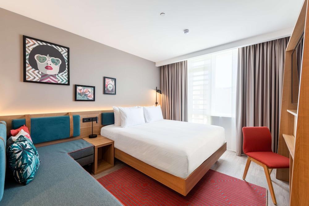 Hampton by Hilton Moscow Rogozhsky Val - Tap to explore photos