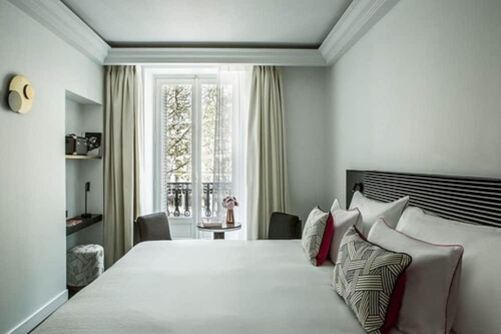 Fauchon L'Hotel Paris Room Type - Classic Double or Twin Room