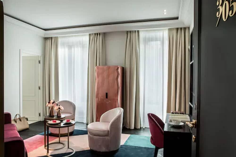 Fauchon L'Hotel Paris Room Type - Chic Suite