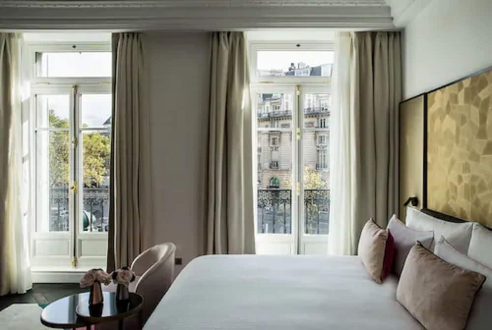 Fauchon L'Hotel Paris Room Type - Superior Double or Twin Room
