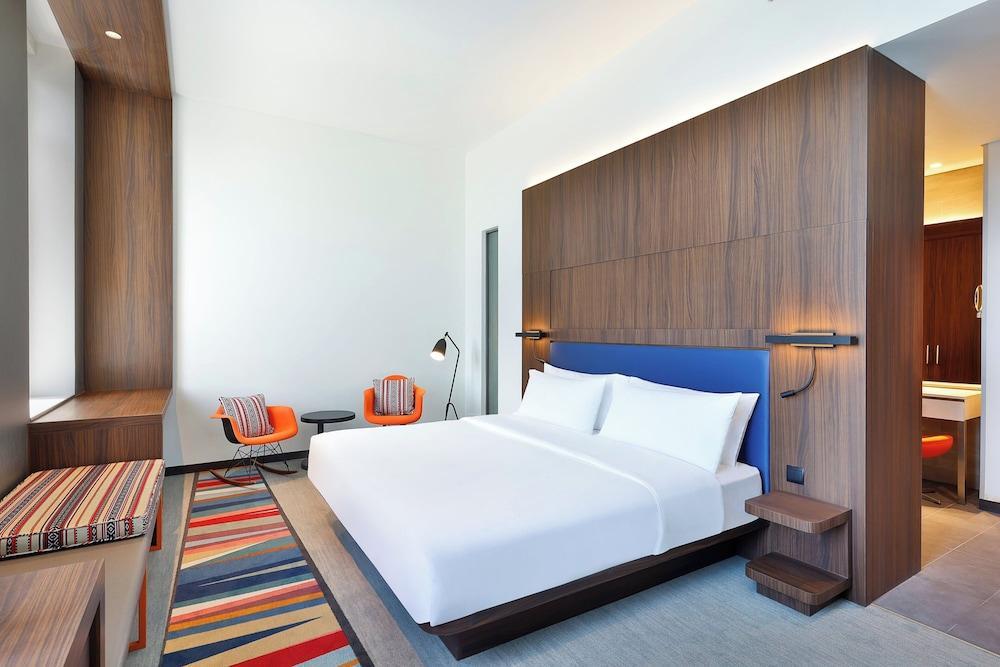 Aloft by Marriott Dubai Airport Room Type - Aloft Room, 1 King Bed, Non Smoking Aloft by Marriott Dubai Airport Room Type - Aloft Room, 1 King Bed, Non Smoking
