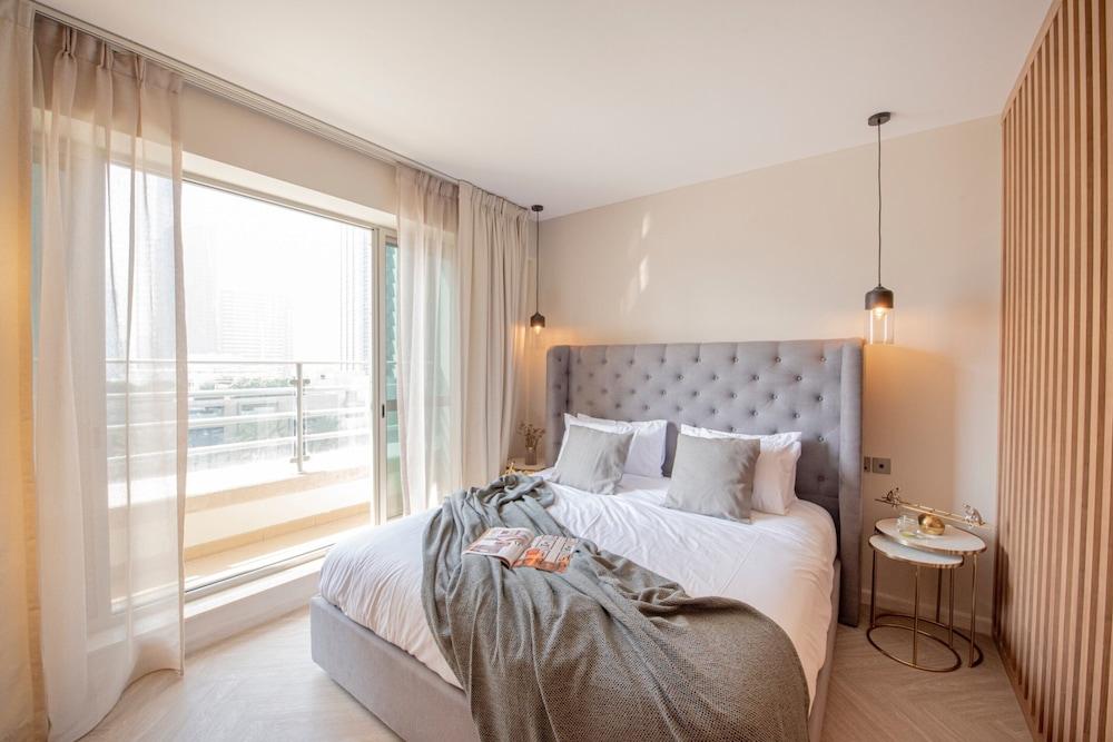 Nasma Luxury Stays- BLVD Central Podium Room Type - Junior Studio