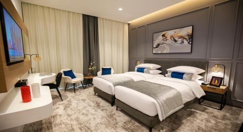 Rose Executive Hotel - DWTC Room Type - Executive Twin Room -  Late check-out 2 pm  