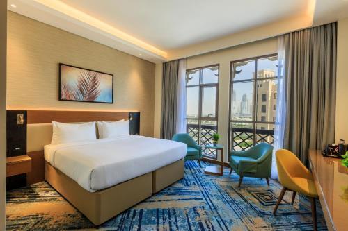 S19 Hotel-Al Jaddaf Metro Station Room Type - Executive King Room Partial Canal View with 20% Off Food & Beverage (excluding in-room dining)