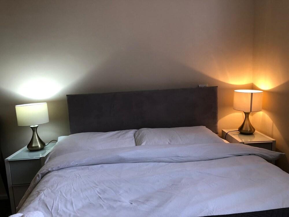 Entire Flat Very Comfortable 1 Bedroom London