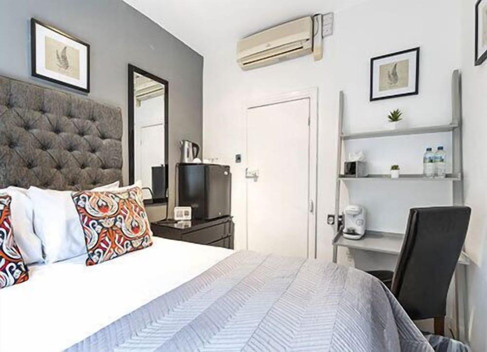 Martel Guest House Room Type - Double Room, Ensuite (Small)