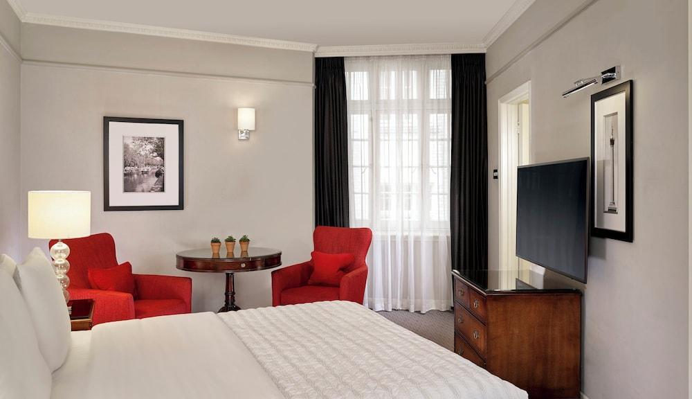 The Dilly Room Type - Superior Double Room