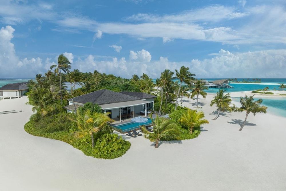 Le Meridien Maldives Resort & Spa Room Type - Villa, 3 Bedrooms (View)