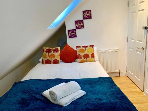 1 Bedroom Apartment, Reception ,Kitchenette, Private Bathroom - Tap to explore photos