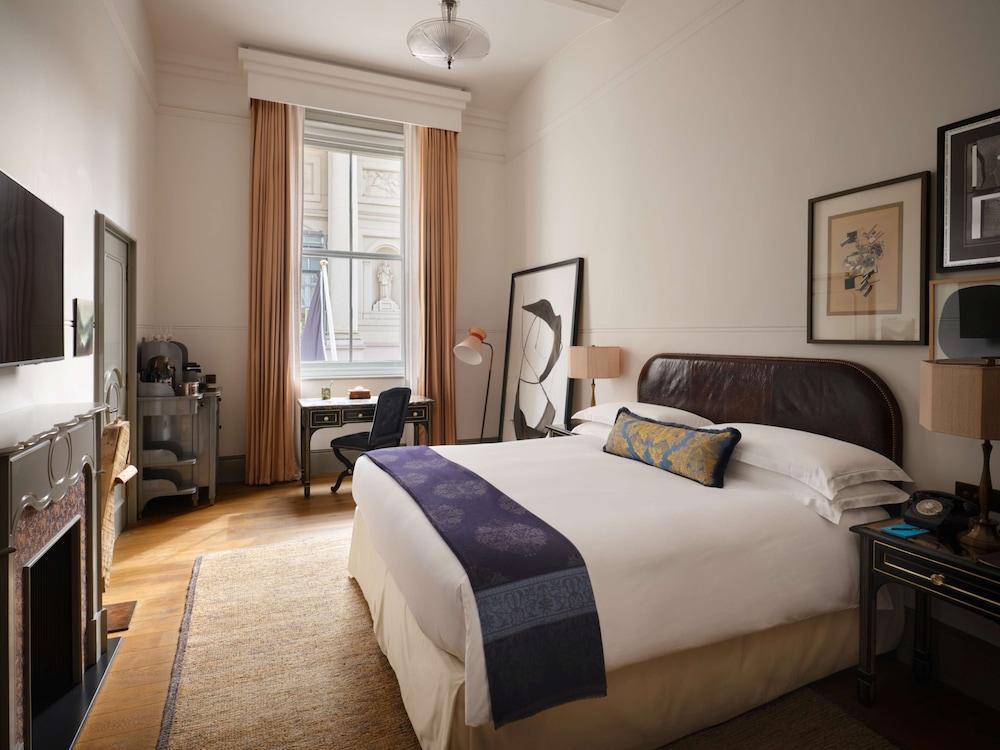 NoMad London Room Type - Salon Room with Opera View
