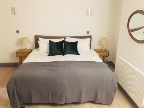 CLASSIC BRIXTON CITY APARTMENT