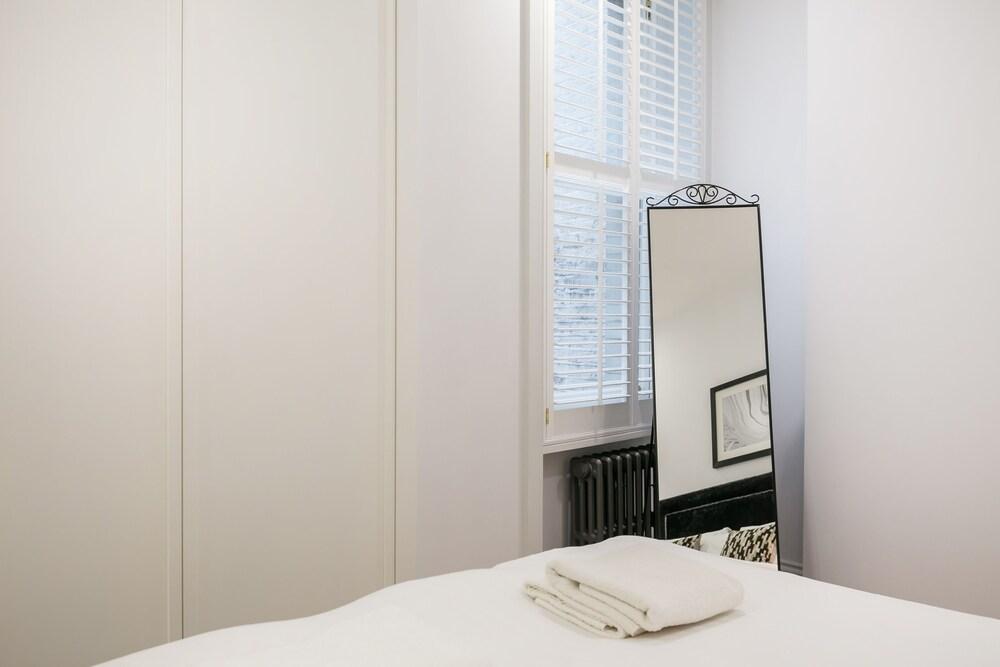 Urban Chic - Shaftesbury Room Type - Superior Two Bedroom Apartment Urban Chic - Shaftesbury Room Type - Superior Two Bedroom Apartment