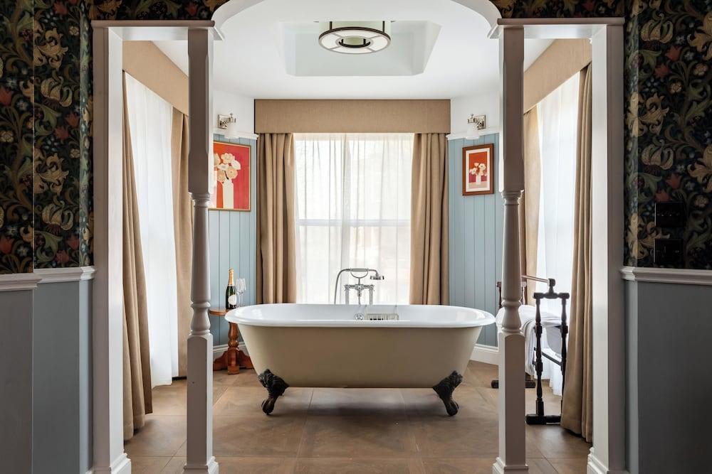 The Drayton Court Hotel Room Type - Luxury Suite