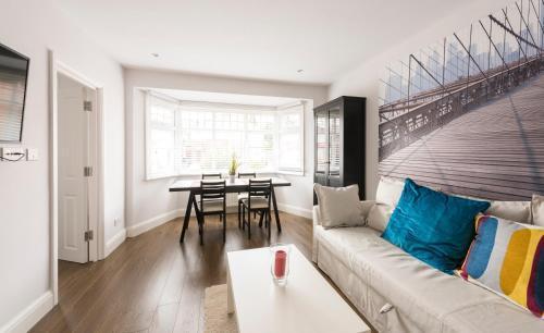 High End Apartments - Tap to explore photos