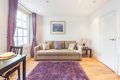 Knightsbridge Dream Apartment - Tap to explore photos