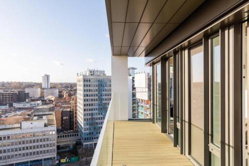 Luxury river side penthouse