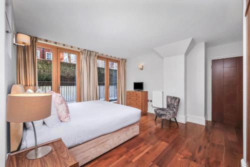 Tavistock Place Apartments - Tap to explore photos