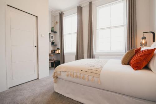 D8 - Shoreditch Room Type - Deluxe Room