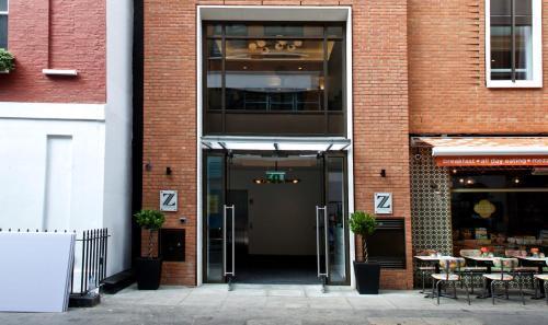 The Z Hotel Tottenham Court Road - Tap to explore photos