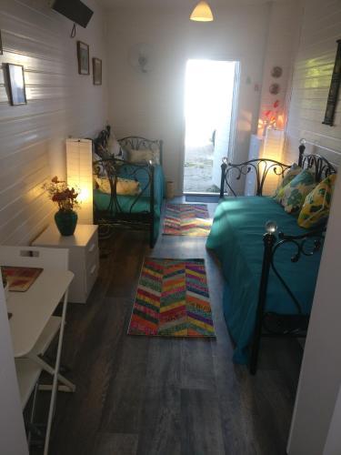 Private Studio Extension with Bathroom and Kitchen