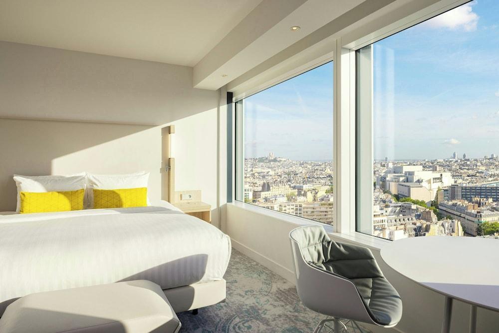 Courtyard by  Marriott Paris Gare de Lyon Room Type - King Room with Sacre Coeur View