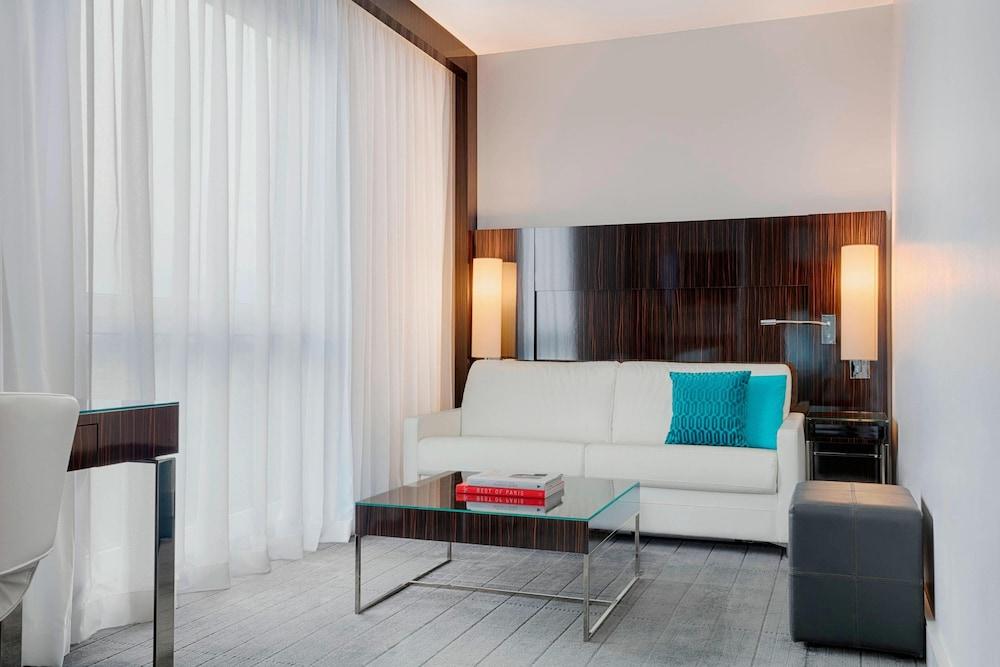 Le Méridien Paris Arc De Triomphe Room Type - Junior Suite, 1 Bedroom