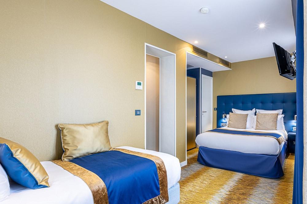 Trianon Gare de Lyon Room Type - Superior Triple Room Trianon Gare de Lyon Room Type - Superior Triple Room