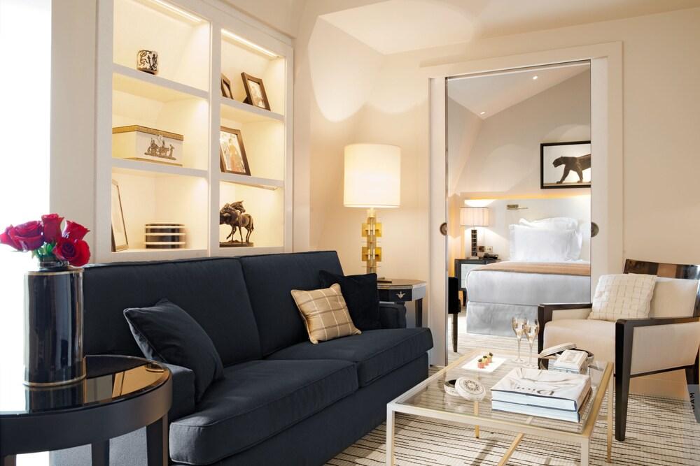 Hôtel Montaigne Room Type - Suite, 1 King Bed, City View
