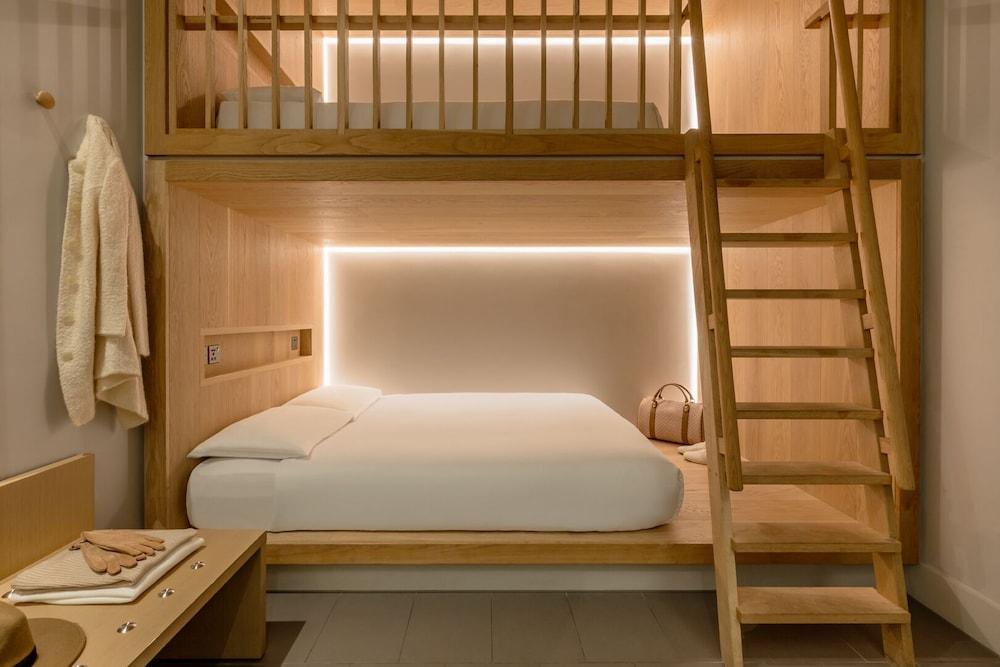 Zedwell Piccadilly Circus Hotel Room Type - Cocoon 4 