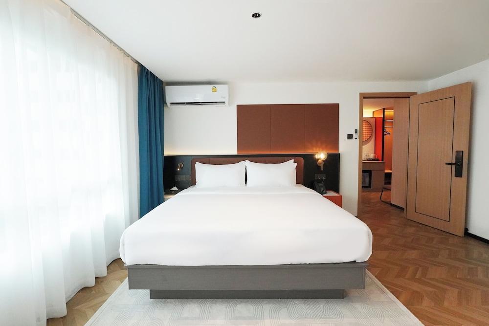 L-Seven Hotel Room Type - Standard Suite, 1 Bedroom