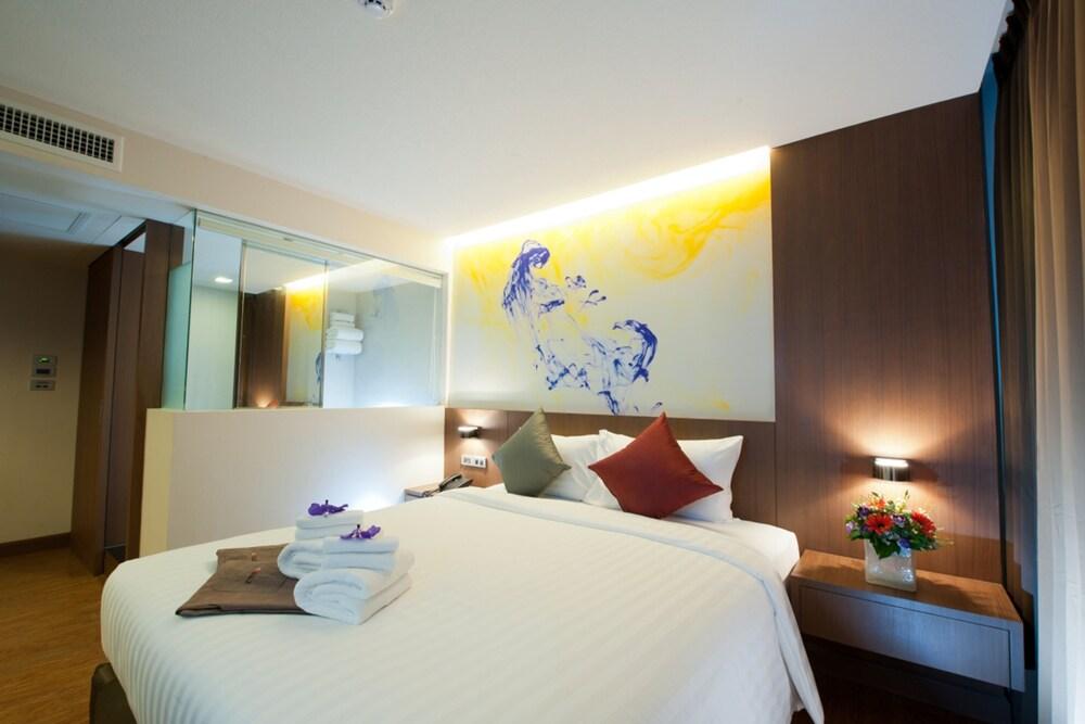 41 Suite Bangkok Room Type - Superior Room