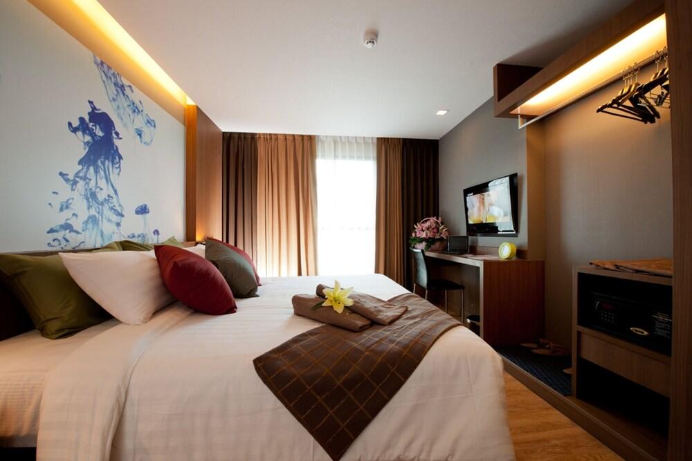 41 Suite Bangkok Room Type - Superior Suite