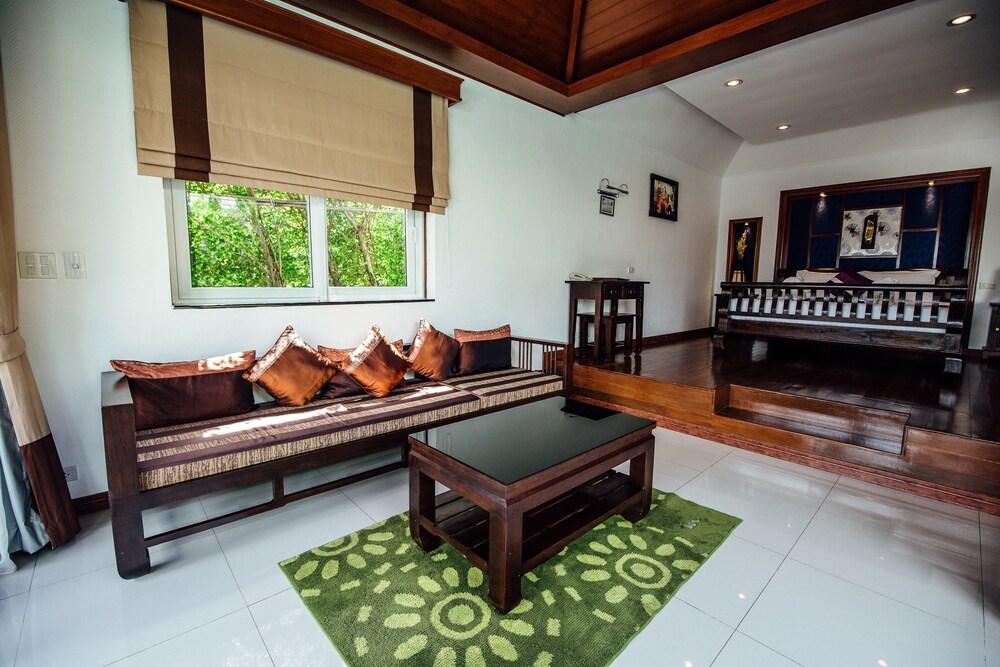 Sea Valley Resort Room Type - Garden Pool Villa